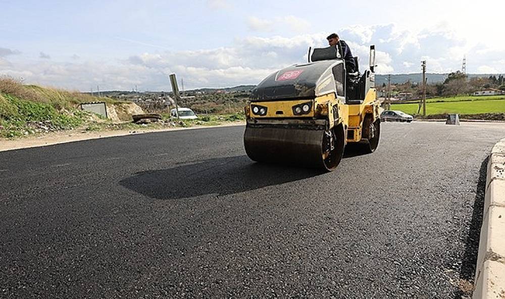 Urla'da Yol Yenileme Çalışmaları Başladı