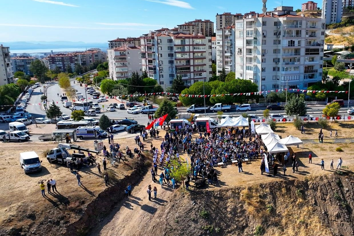 Başkan Tugay: Körfez'i temizleyeceğiz